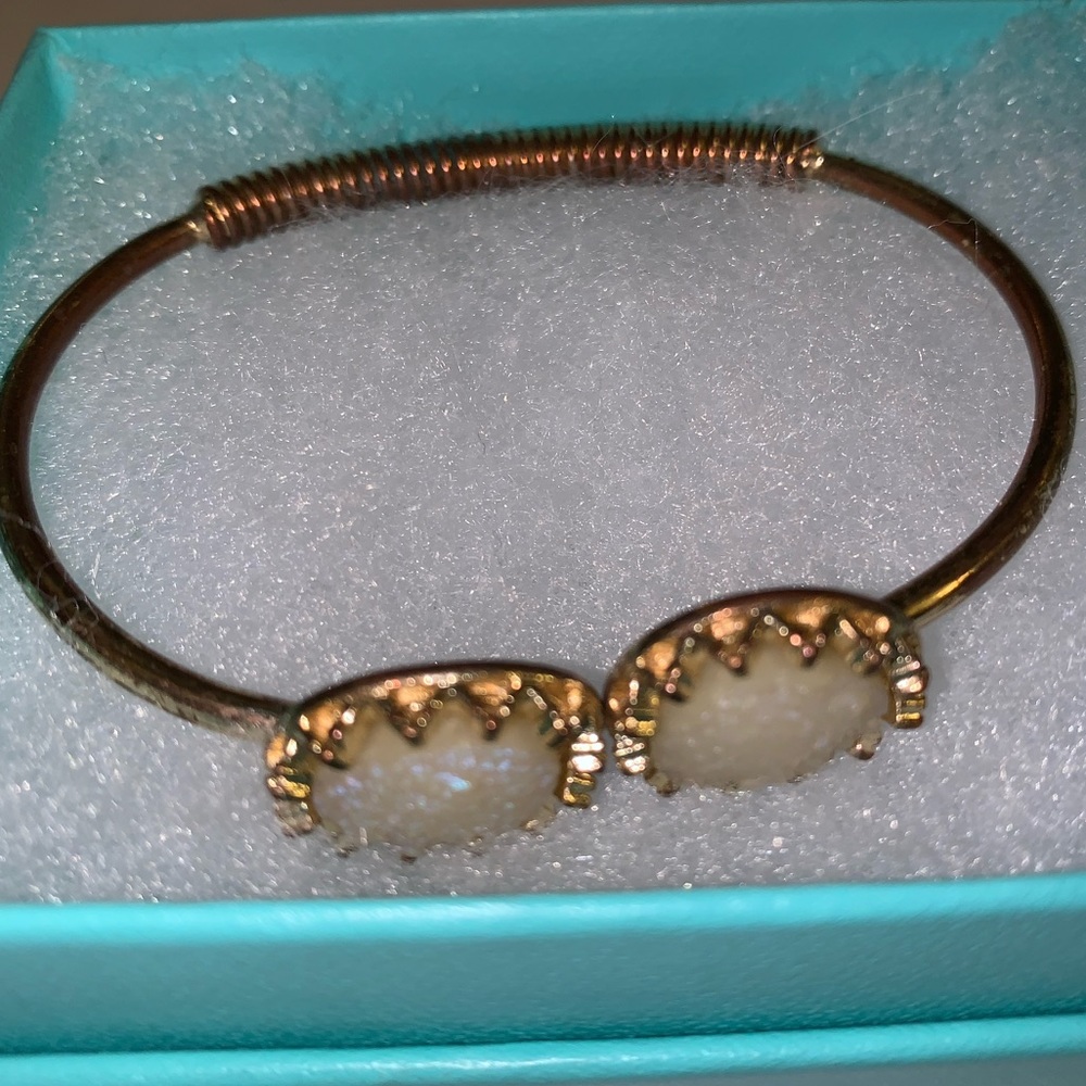 Bracelet - Picture 3 of 3